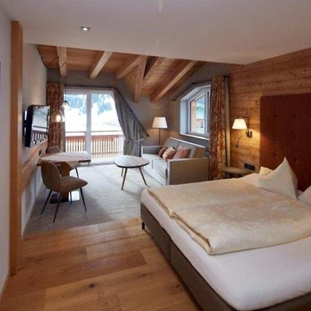 Hotel Alpenjuwel Rohnenspitze Zöblen Exteriér fotografie