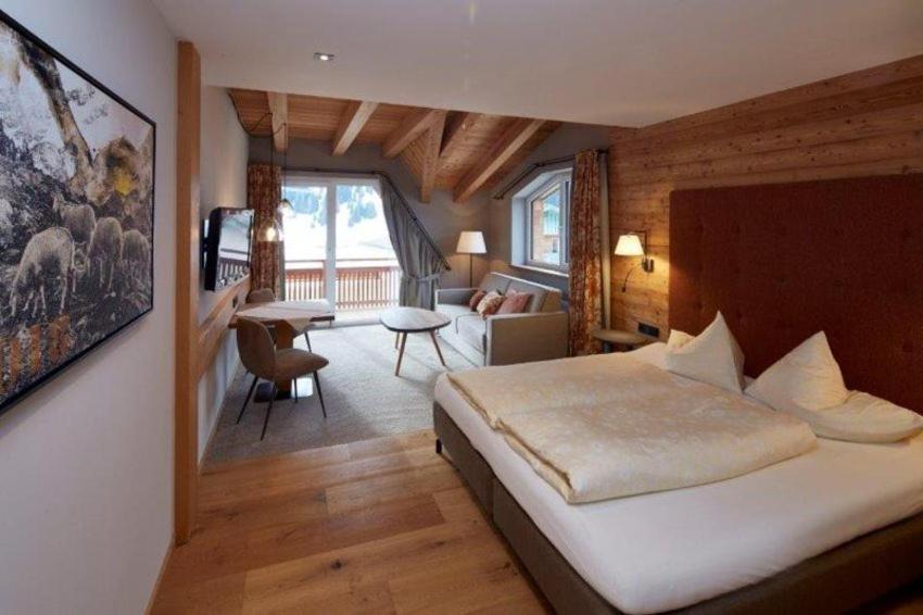 Hotel Alpenjuwel Rohnenspitze Zöblen Exteriér fotografie