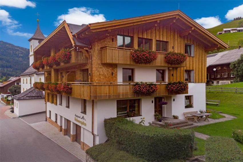 Hotel Alpenjuwel Rohnenspitze Zöblen Exteriér fotografie